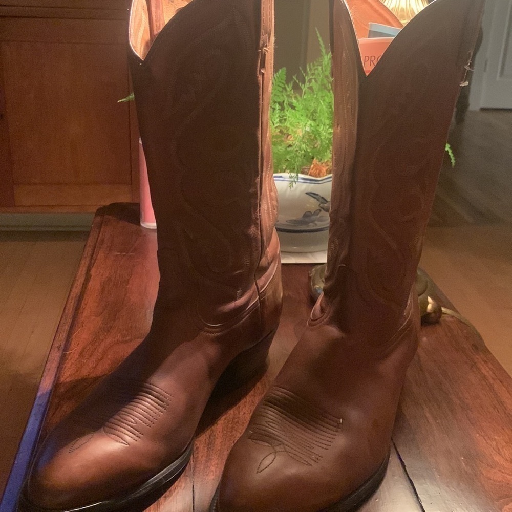 Very soft excellent condition Tony Lama leather Western boots 12D little wear - Picture 4 of 16